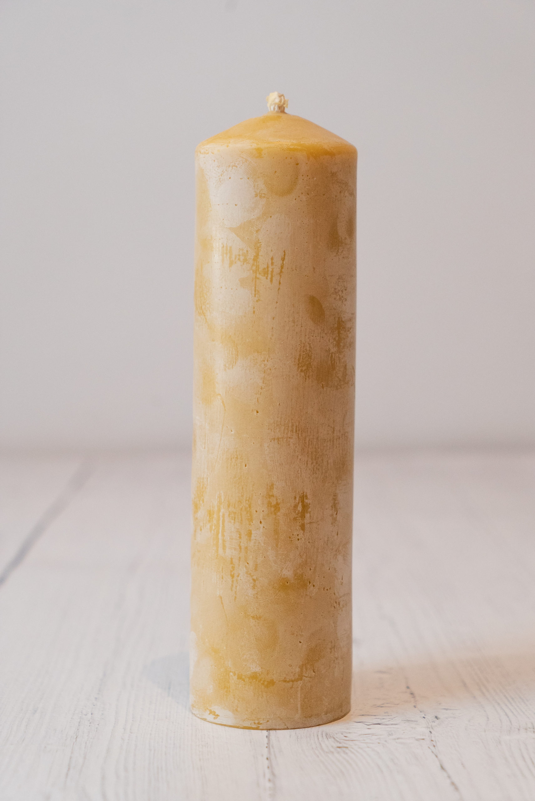 https://miod.co/wp-content/uploads/2020/11/Large-Pillar-Beeswax-Candle-scaled.jpg
