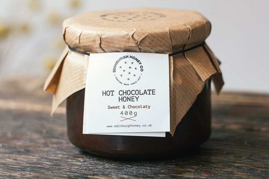 Sweet Gift Guide to Mother's Day
Honey whit Chocolate 400g jar . 
Hand-packed and plastic free